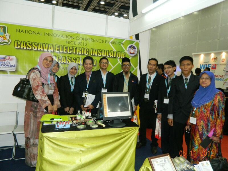 AIN 2012 - 11 AIN 2012 - 11